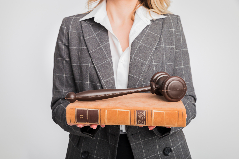 portrait-lawyer-woman